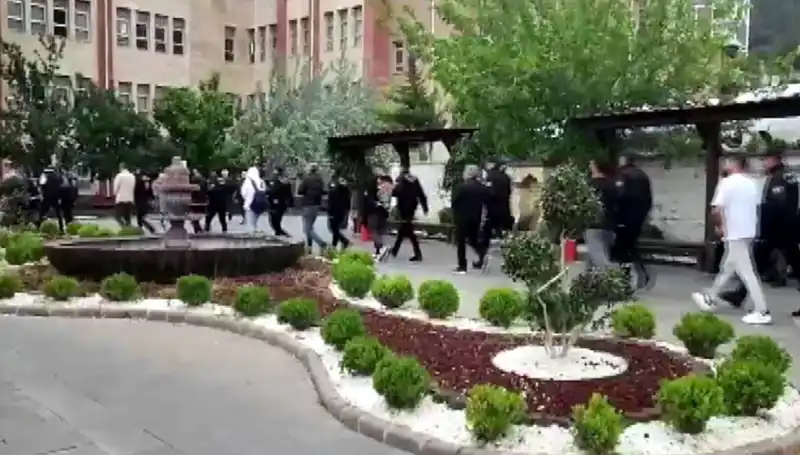 200 Milyon Liralık Vurgun: Organize Suç Çetesi Çökertildi