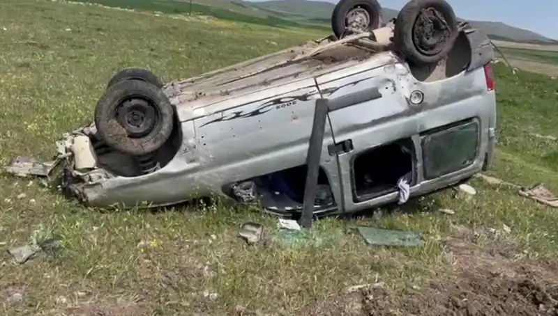 Konya'da Şok Kaza: Otomobil Takla Attı, 2 Kişi Yaralandı!
