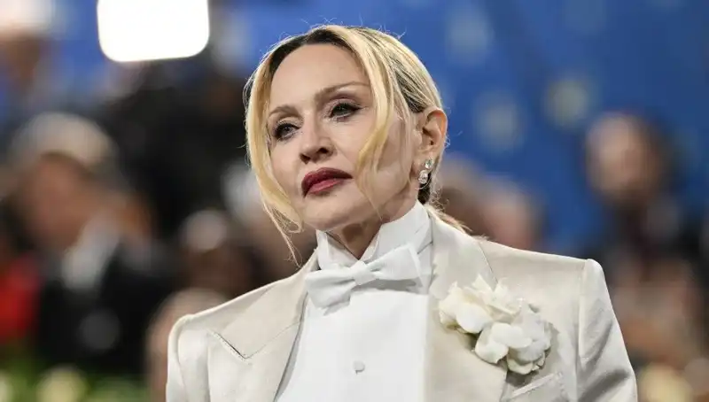 Madonna'nın Yeni Diyeti: Kanserle Mücadelede Çığır Açan İddialar
