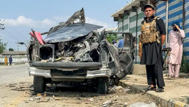 Pakistan’da Üst Düzey Yetkililer Hedef Alındı: Feci Patlama Yaşandı