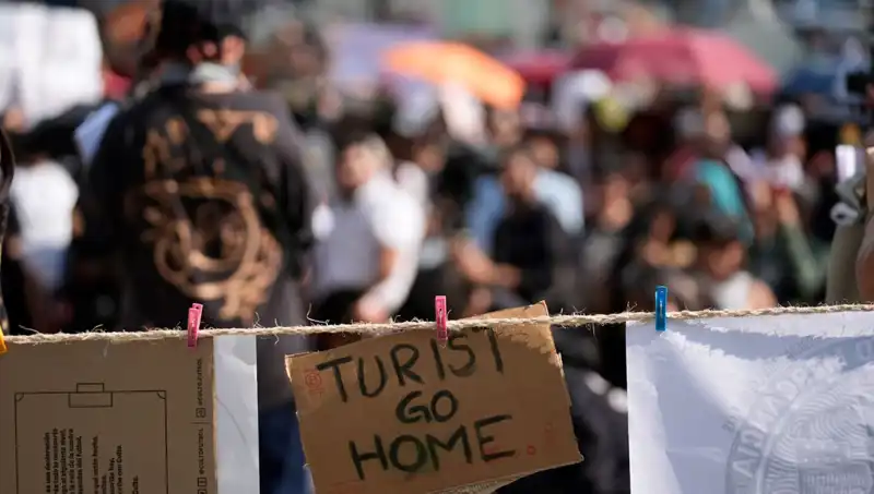 Meksika’nın Turist Akınına Tepki: Yerel Halk Protestoda Seslerini Yükseltiyor