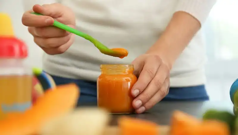 26 Yaşındaki Genç, 1 Haftalık Bebek Maması Diyetiyle Hayatını Değiştirdi