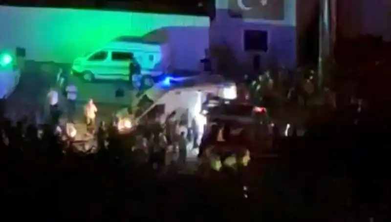 Genç Şoför Tırda Hayatına Son Verdi: Olayın Ardındaki Sır Perdesi