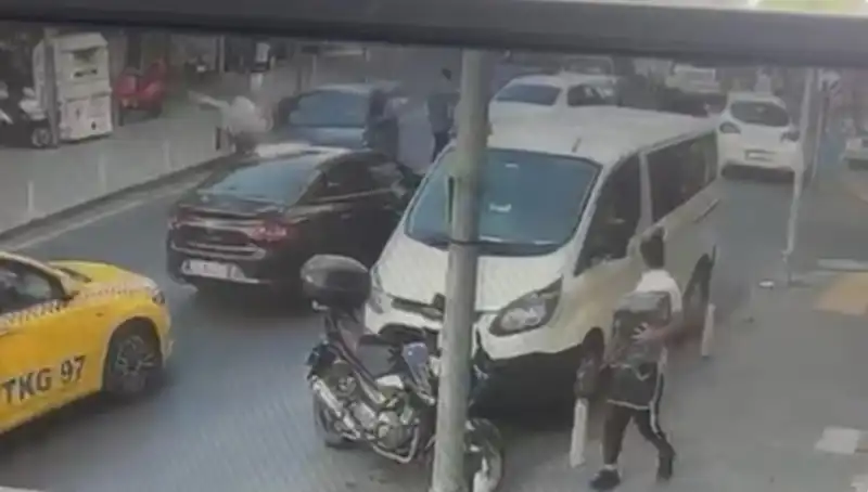 Fren Yerine Gaza Bastı: İstanbul'da Bambaşka Bir Kaos Yaşandı