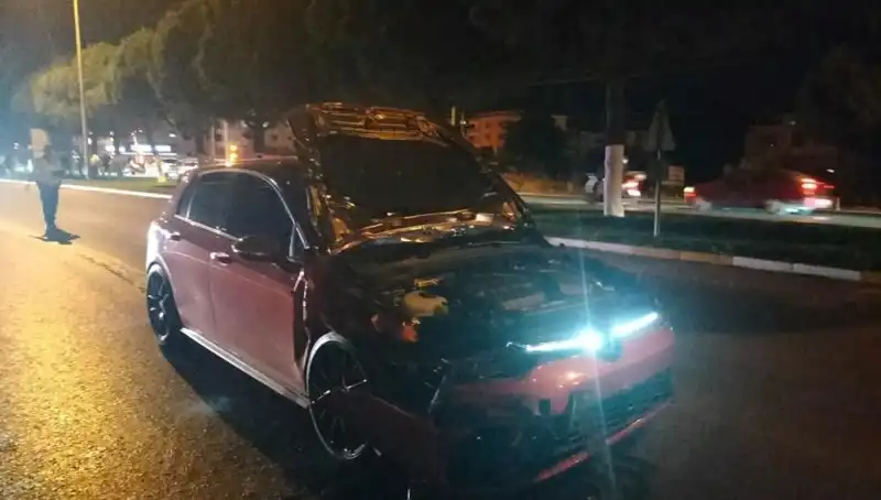 Balıkesir'de Feci Kaza: Otomobil ile Motosiklet Çarpıştı, 1 Kişi Hayatını Kaybetti
