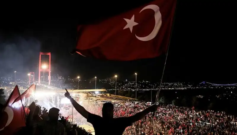 15 Temmuz'u Unutma: "En Uzun Gece" İlk Kez Külliye'de Sahne Alacak