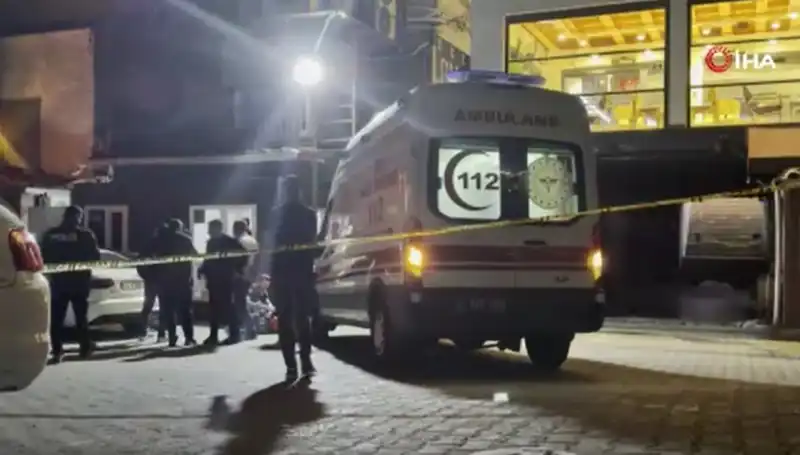 Gece Kulübü Önünde Alacak Verecek Cinayeti: Şok Eden Olayın Detayları