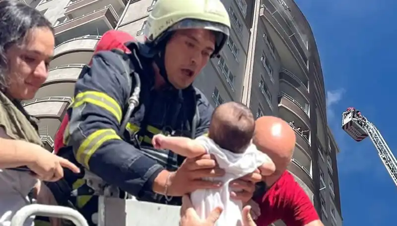 Kayseri'de Yangın Felaketi: 14 Katlı Apartmanda Korkutan Gelişmeler