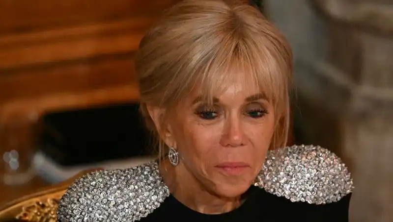 First Lady Davasına İlişkin Şok Edici Gelişme: "Erkek Olarak Doğdu" İfadesine Beraat