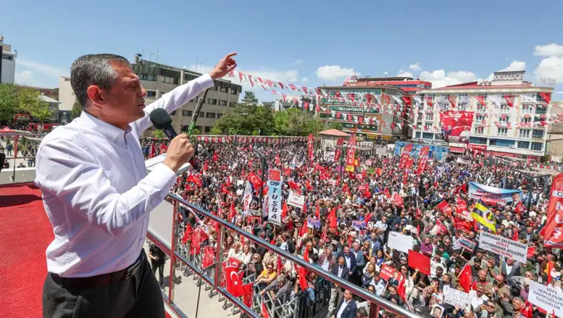 Özgür Özel: Örgütün Silah Bırakması İçin Sonuna Kadar Yanındayız