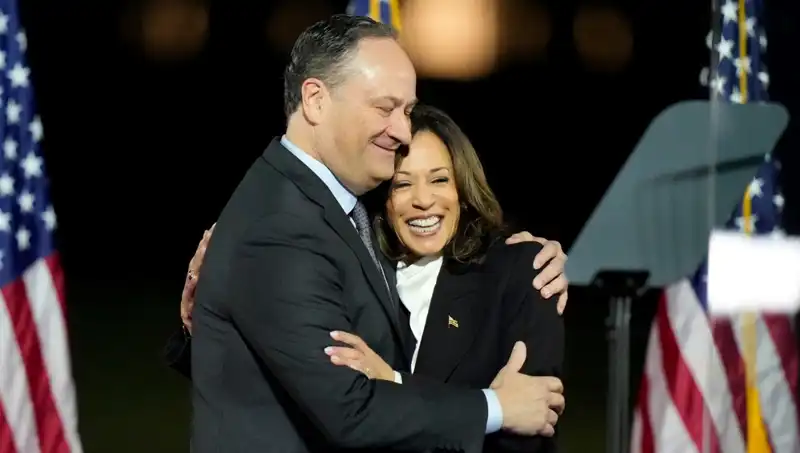 Trump'tan Şok Edici Hamle: Kamala Harris’in Eşini Görevden Aldı!
