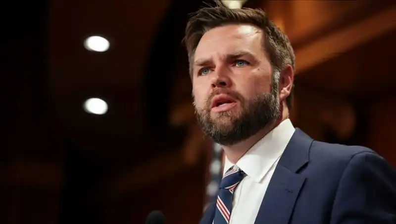 James David Vance: ABD, Zelenski ile Görüşerek Neden Gündeme Geldi?