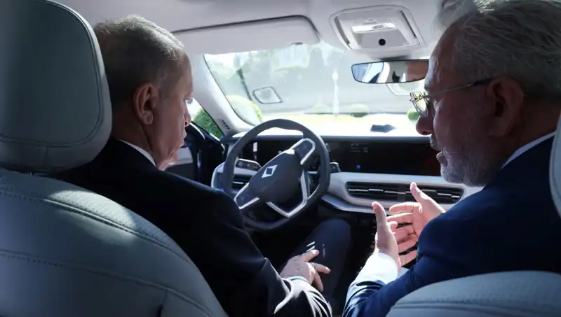 Cumhurbaşkanı Erdoğan, Togg'un Yeni Modelini Deneyimledi! İşte Detaylar
