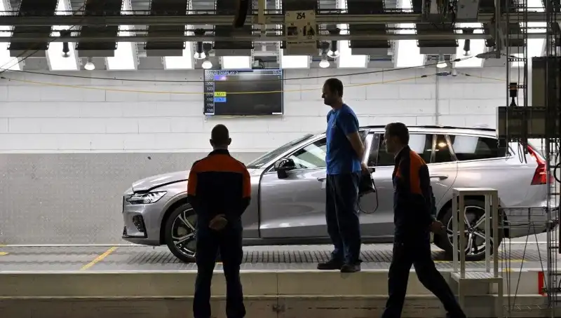 Volvo, Bazı Modellerinin Satışını Durdurarak Yeni Stratejisini Açıkladı!