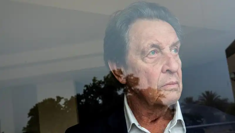 Elon Musk’ın Babası Neden cinayetler İşlediğini Anlattı: Şok Edici İtiraflar