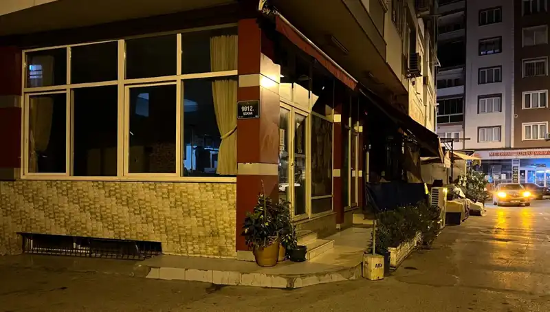 İzmir'de Kahvehaneye Yapılan Silahlı Saldırı: Bir Ölü, Şok Edici Olayın Ayrıntıları