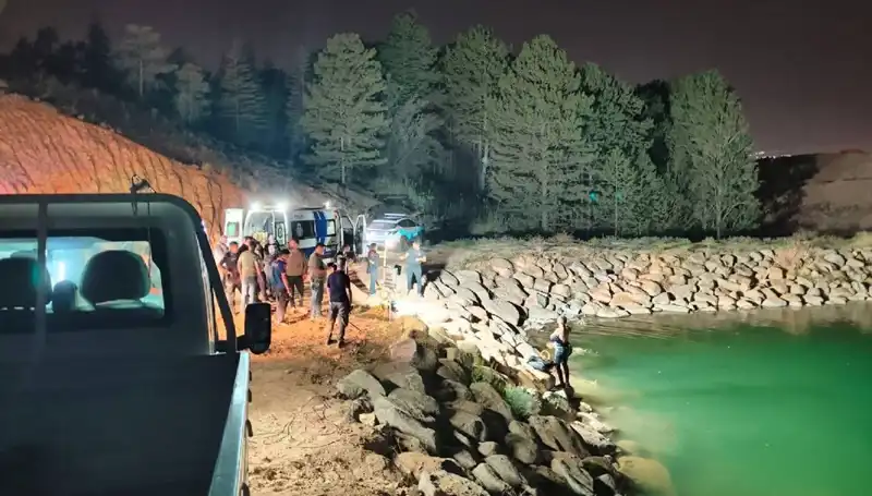 Gölette Doğum Günü Kutlayan Genç Kızın Talihsiz Dönüşü