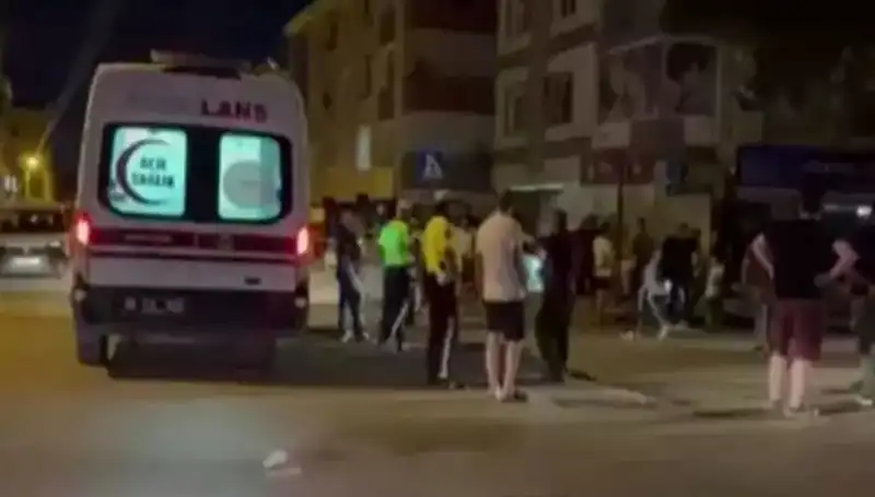 Alkollü Sürücü İle Yaya Çatışması: Kamyonetle Ezme Vakası Şok Etti!