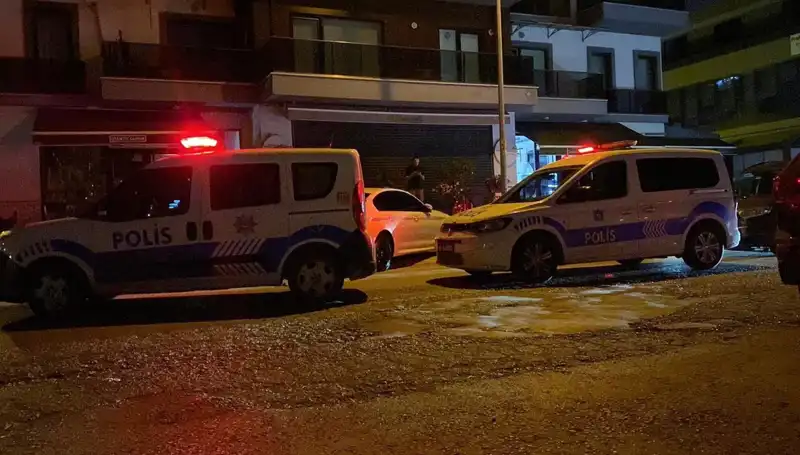 Kocaeli'de Gençler Arasında Bıçaklı Kavga: 2 Yaralı, Olayın Nedeni Ne?