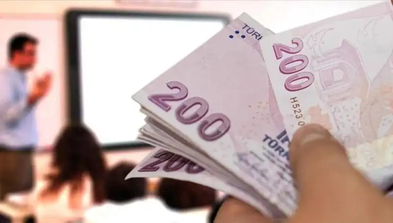 2025'te Öğretmen Maaşları Ne Kadar? Uzman Öğretmenlerin Geliri Artıyor
