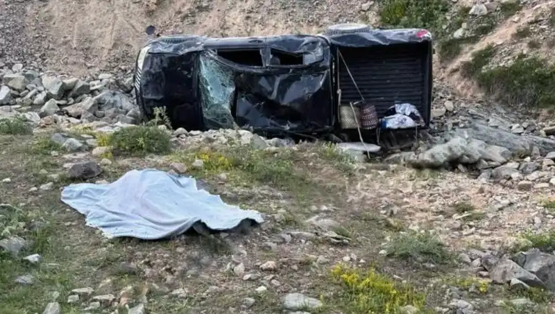 Gümüşhane'de Feci Kaza: Trajik Olayda Bir Can Kaybı, Beş Yaralı