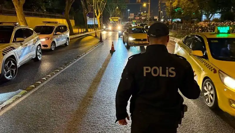 Huzur İstanbul Denetimleri: Bin 5 Kişi Gözaltında, Neler Oluyor?