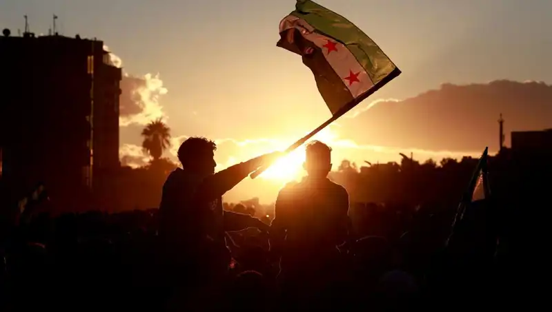 Suriye’de Geçiş Süreci Anayasası İçin Tarihi Komisyon Kuruldu