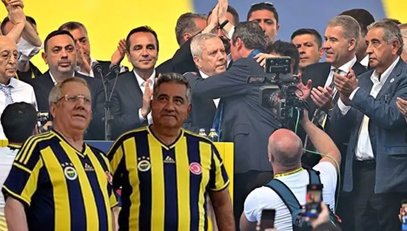 Aziz Yıldırım'ın Ekibinden Ali Koç'a İstifa ve Yeni Adaylık Çağrısı!