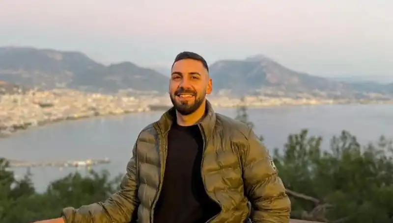 Parkta Buluşan İki Grup Arasında Silahlı Çatışma: Bir Ölü, Bir Yaralı