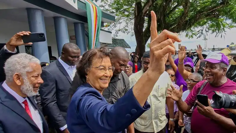 Surinam’ın İlk Kadın Devlet Başkanı: Tarihi Seçimin Ardındaki Güçlü Hikaye