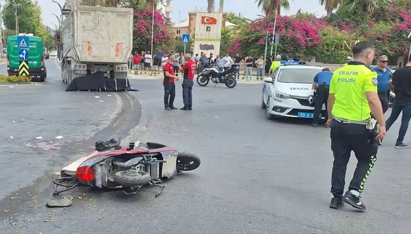 Mersin'de Feci Kaza: Hayatını Kaybeden ve Yaralanan Var!