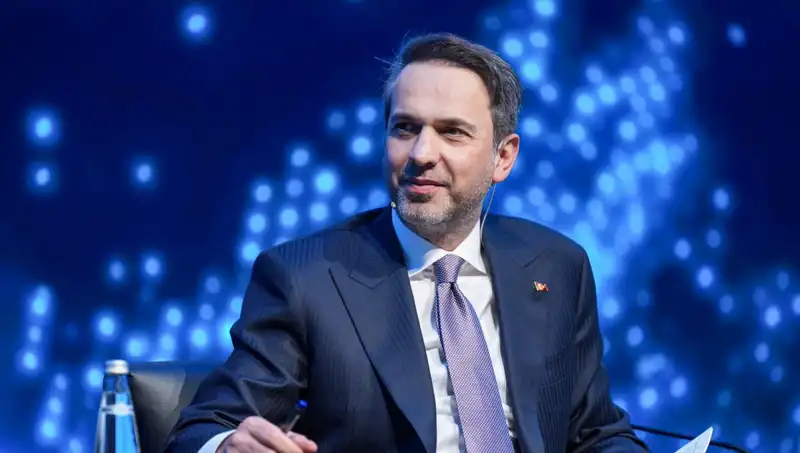 Bakan Bayraktar, Karadeniz'den Yeni Müjdeyi Bu Ay İçinde Açıklayabilir!