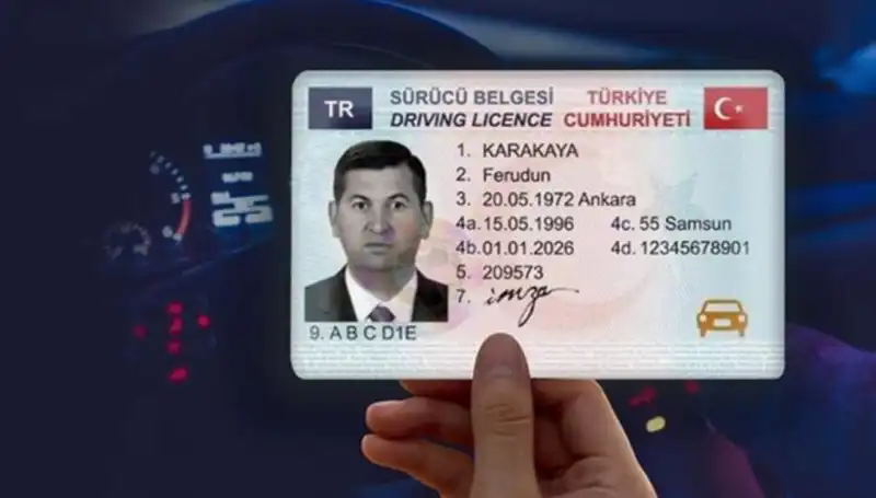 Sürücü Belgesi Yenileme Tarihleri ve Ücretleri Nisan 2025'te Değişiyor!